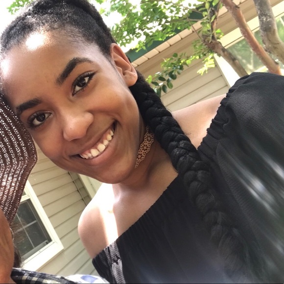 Meet your Posher, Taliah - Picture 1 of 1